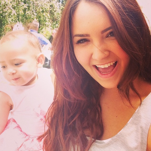 Profile Picture of Rachel Kraige (@raykraige) on Poshmark