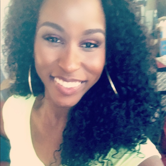 Profile Picture of Magdala Camilien (@camilienm) on Poshmark