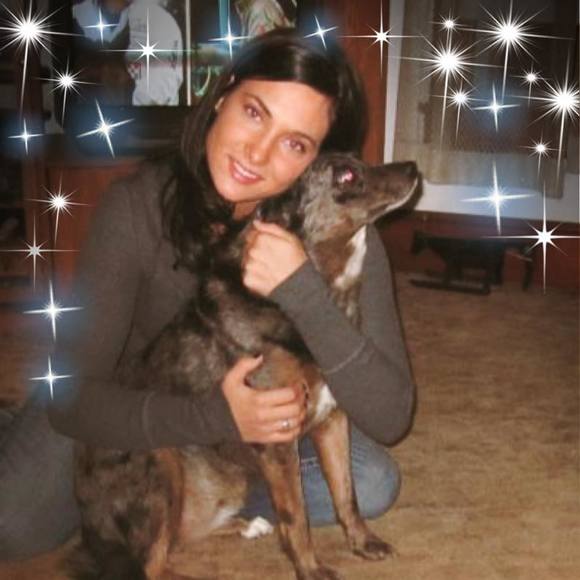 Profile Picture of Crystal Fischer (@crystalfischer) on Poshmark
