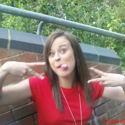 Profile Picture of Jessica Beecham (@xJessieLoux) on Twitter