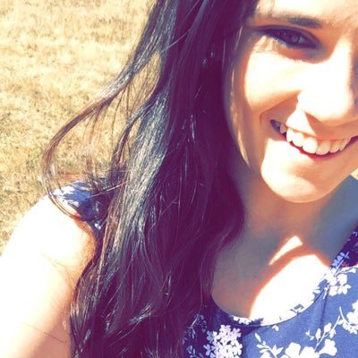 Profile Picture of Jasmine Lloyd (@91dyolljasmine) on Twitter