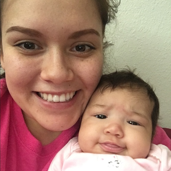 Profile Picture of Maura Stembaugh (@mrslanda) on Poshmark