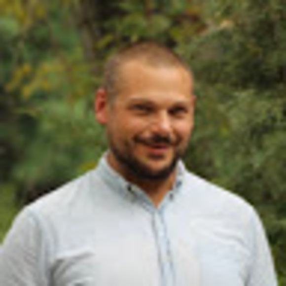 Profile Picture of Bryan Poole (@bryanpoole) on Poshmark