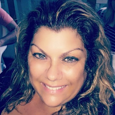 Profile Picture of Annette Giangrande (@annette5271) on Twitter