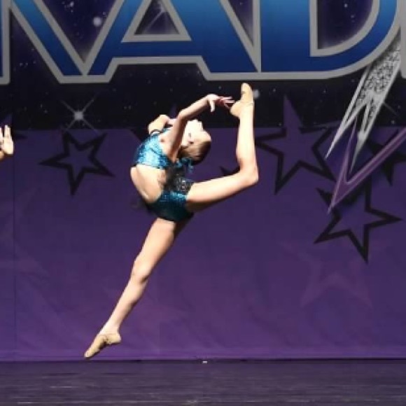 Profile Picture of Lily Kagarice (@lululemon320) on Poshmark