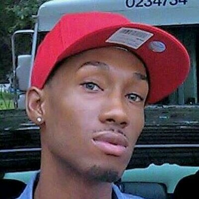 Profile Picture of Christopher Eason (@b_rock82) on Twitter