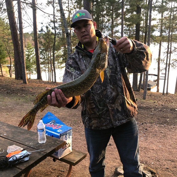 Profile Picture of Steven Swanson (@stevenpswanson) on Poshmark