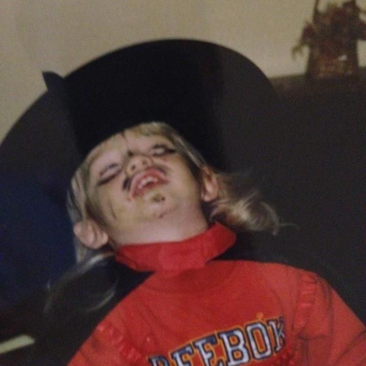 Profile Picture of Cc98 (@courtneycain) on Tiktok