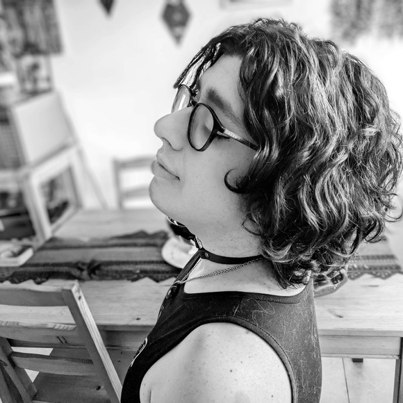 Profile Picture of Catherine Perreault (@xavp1) on Poshmark