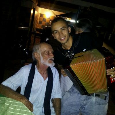 Profile Picture of Robert Clavijo (@RobertClavijo05) on Twitter