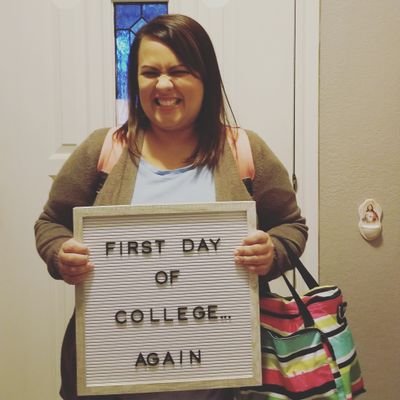 Profile Picture of Elizabeth Biddle (@Biddle11211) on Twitter