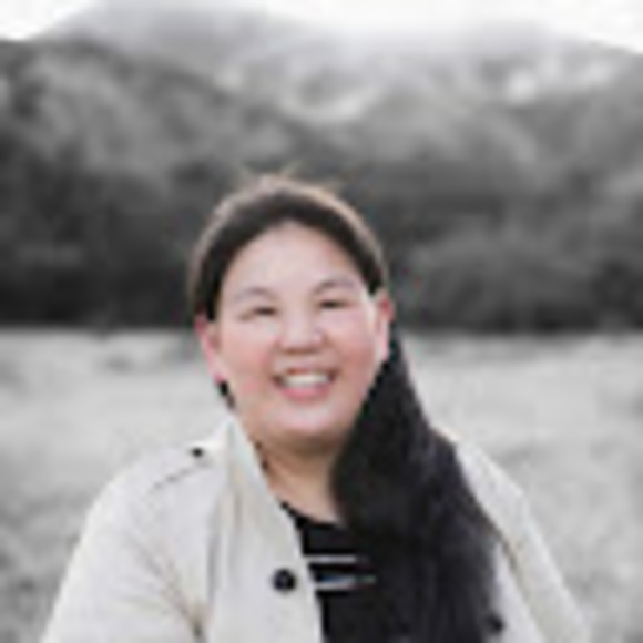 Profile Picture of Cindy chang Xia (@cchangchang89) on Poshmark