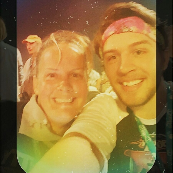 Profile Picture of Mary jo Baughman (@tacokitty71) on Poshmark