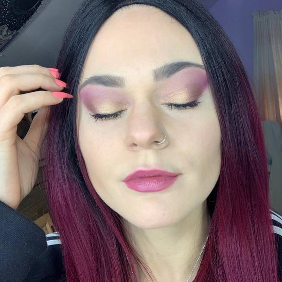 Profile Picture of Alex Drexhagen (@alexdrexhagen) on Poshmark