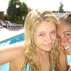 Profile Picture of April Freeman (@aprilxxsunshine) on Myspace