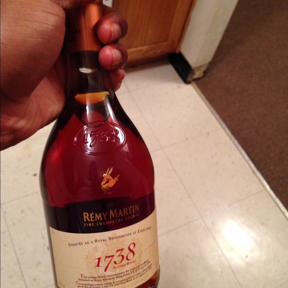 Profile Picture of Julius Peppers (@jpeppers45) on Poshmark