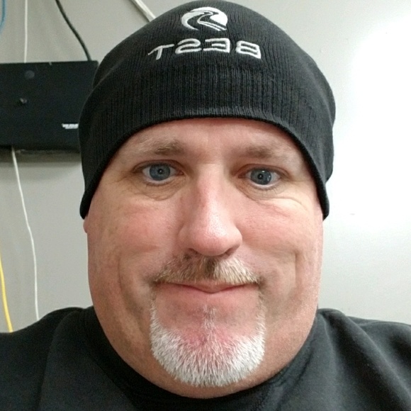 Profile Picture of Danny Edwards (@vtfd26) on Poshmark