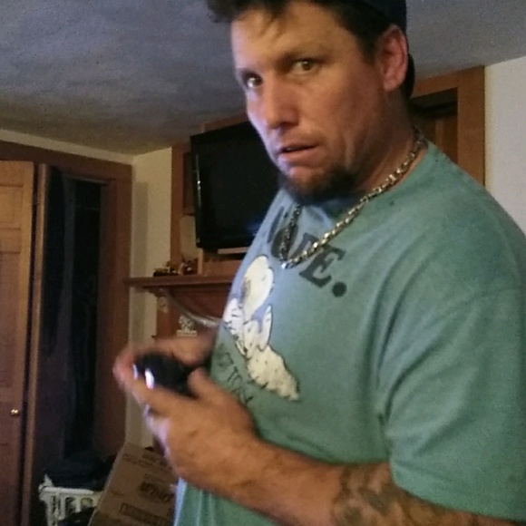 Profile Picture of Ray Rogers (@rayhill7878) on Poshmark