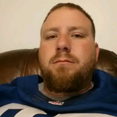 Profile Picture of Manatee (@aaronhigdon22) on Twitter