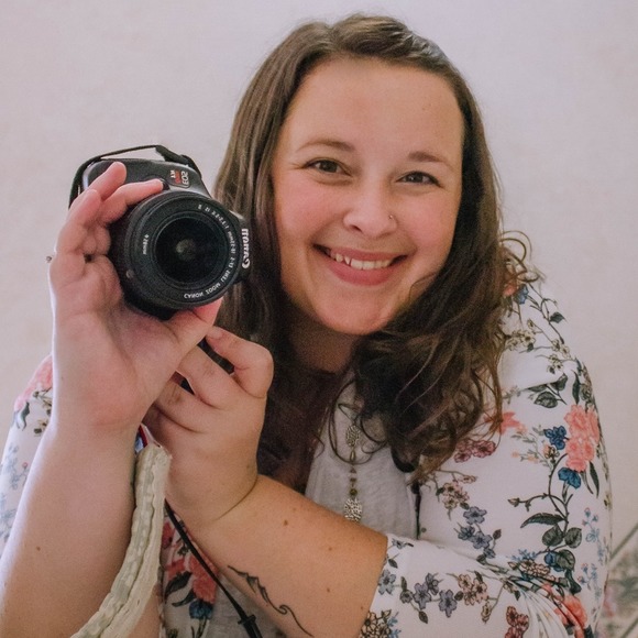 Profile Picture of Kristina Melching (@kmelching) on Poshmark