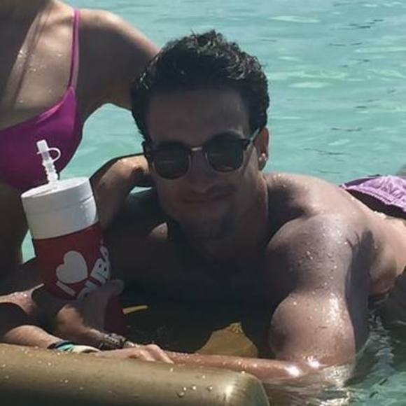 Profile Picture of Colin Brewster (@brewstercolin) on Poshmark