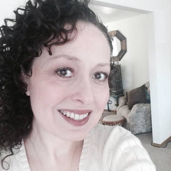 Profile Picture of Tracie Mccrain-lloyd (@tracie_72) on Poshmark