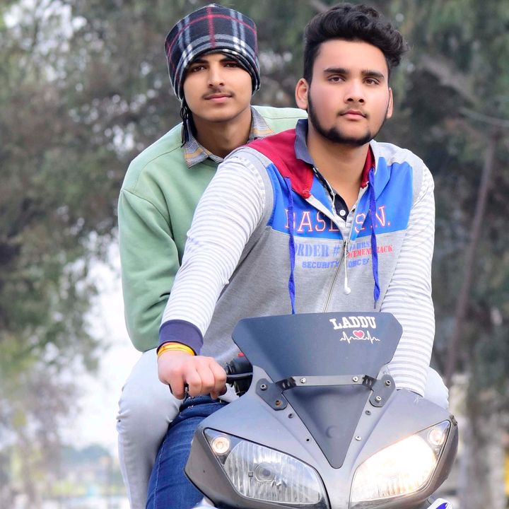 Profile Picture of Kunal Malik (@kunalmalik66) on Tiktok