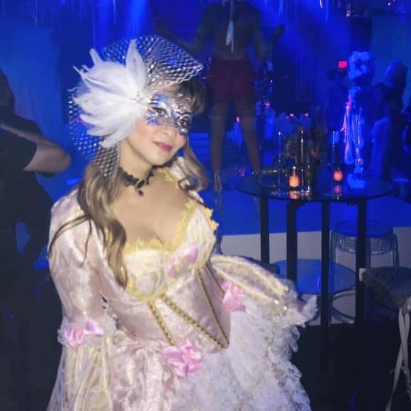 Profile Picture of Anh Trieu (@anhtrieu) on Poshmark