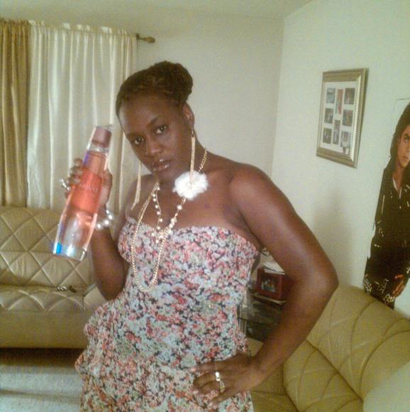 Profile Picture of Mslady Blesser (@dspicesonice) on Poshmark