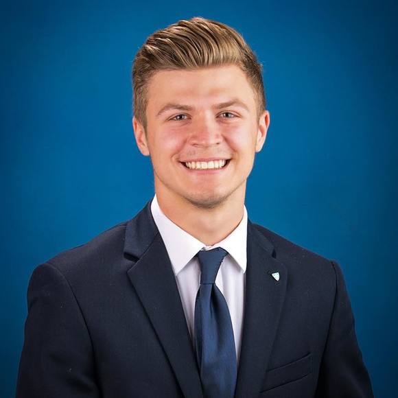 Profile Picture of Noah Wilger (@noahwilger) on Poshmark