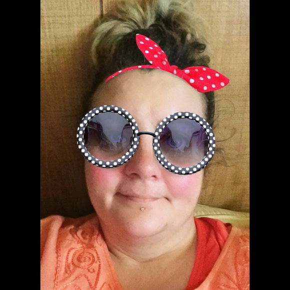 Profile Picture of Brandi Morgret (@bmorgret) on Poshmark
