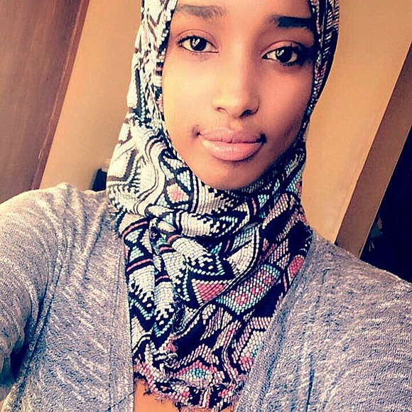 Profile Picture of Hamdi Khuriye (@hamdikhuriye) on Poshmark