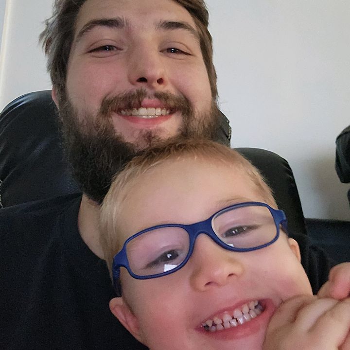 Profile Picture of steve (@oaktreesteve) on Tiktok