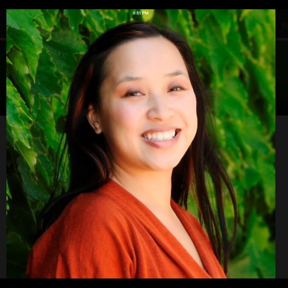Profile Picture of Thuy Trinh (@tw33ster) on Poshmark
