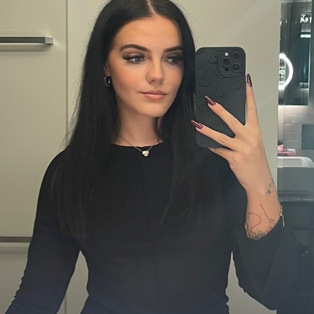 Profile Picture of leah (@leahnicholson__) on Tiktok