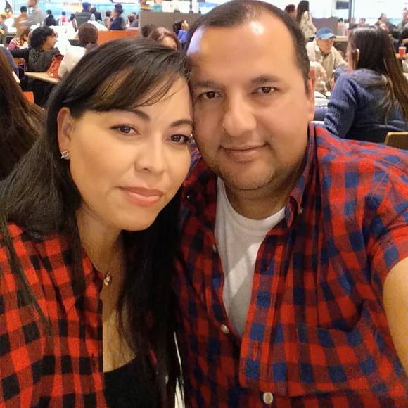 Profile Picture of Flor De lara fuentes (@delaraenrique71) on Poshmark