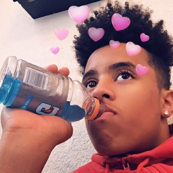 Profile Picture of Joshua Stanley (@joshua2335) on Poshmark
