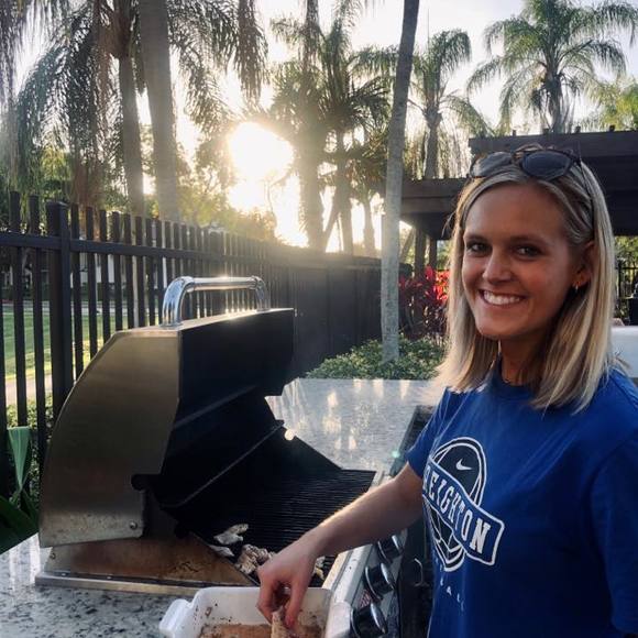 Profile Picture of Kelsey Windisch (@kwindisch21) on Poshmark
