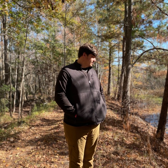 Profile Picture of Nathan Corbin brooks (@nathancorbin538) on Poshmark