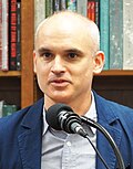 Profile Picture of Hernan Diaz (writer)on Wikipedia
