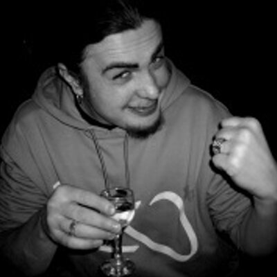 Profile Picture of Jay Salgado (@grisel_jay) on Twitter