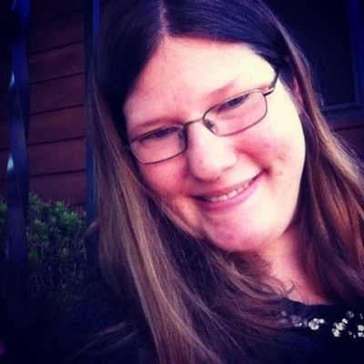 Profile Picture of Tara Conklin (@tarathebooknerd) on Twitter