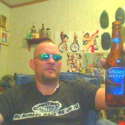 Profile Picture of Joel Andres Quijano (@pipimetosip) on Twitter