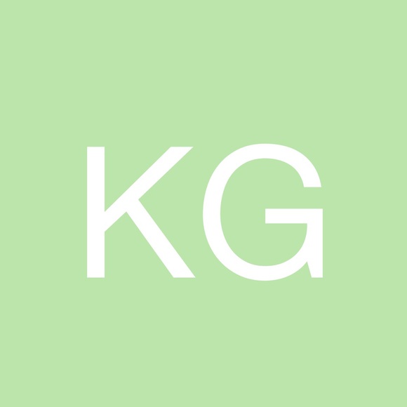 Profile Picture of Kyle George (@kyleeorge112) on Poshmark