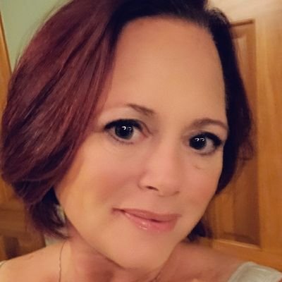 Profile Picture of Brandy Wine Saylor (@SaylorWine) on Twitter