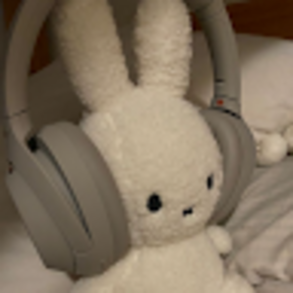 Profile Picture of Karrington Okelley (@karringtono) on Poshmark