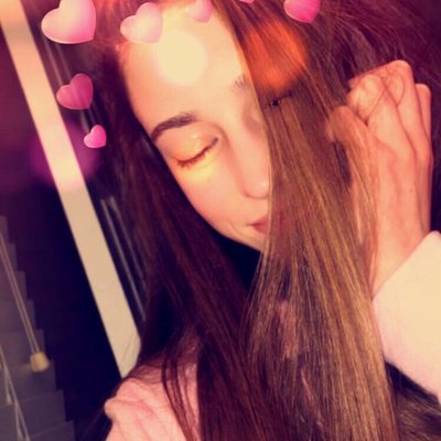 Profile Picture of Julia McGrath (@juliamcgrath41) on Twitter
