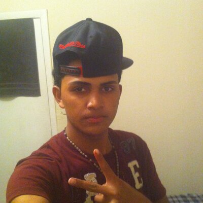 Profile Picture of Javier Zelaya (@javierzelaya17) on Twitter