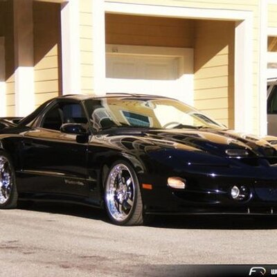 Profile Picture of Joel Carrillo (@joelcarrillo8) on Twitter