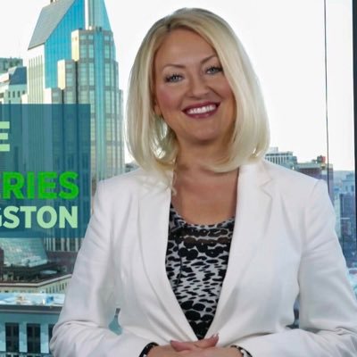 Profile Picture of Christina Livingston (@clivingstonteam) on Twitter